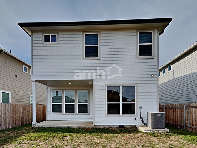 Building Photo - 340 Aspen Waters