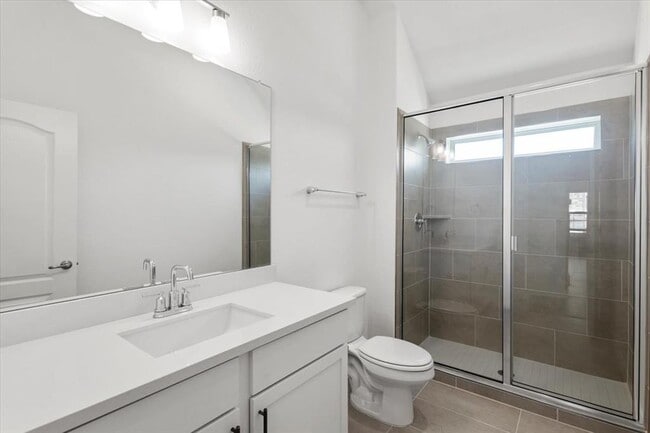 Building Photo - 1429 Cole Ests Dr