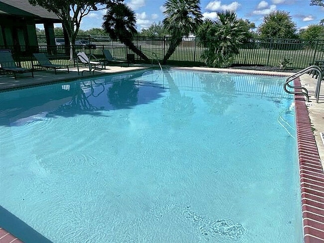 Resort-Style Pool at Granada Place Apartments - Granada Place