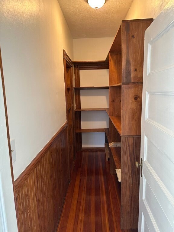 Building Photo - 364 Centre St