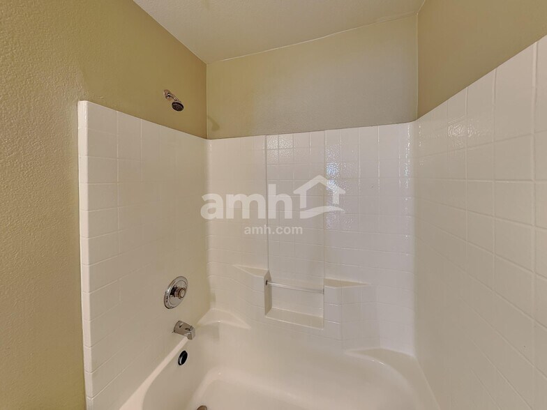 Building Photo - 4430 Blue Mist Ct