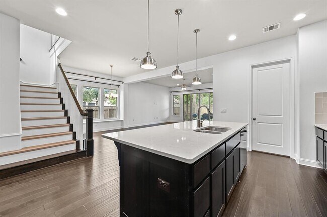 Building Photo - 12624 Ondara Dr