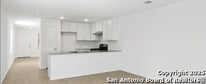 Building Photo - 1635 Knoll Rdg