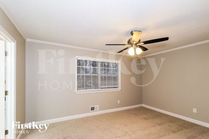 Building Photo - 860 Regency Ct NW