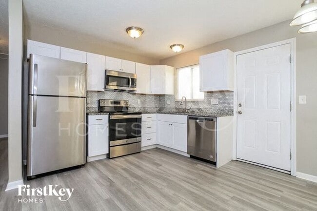 Building Photo - 8 Sandpiper Ct