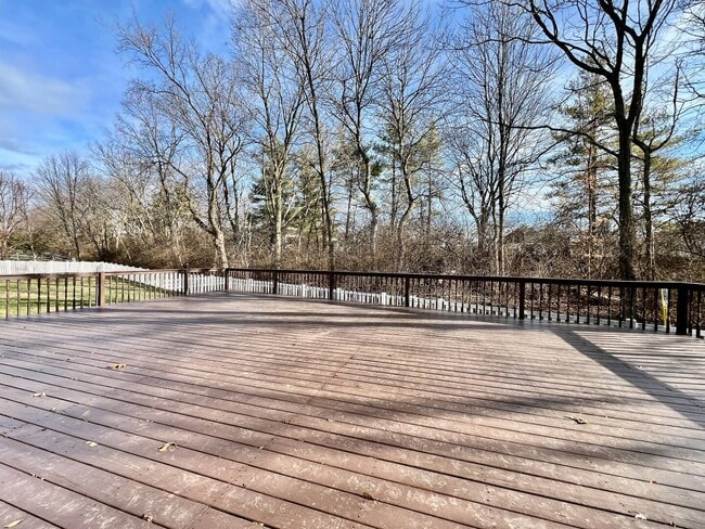 Building Photo - Executive home in West Chester Game Room H...