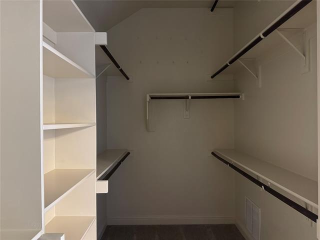Building Photo - 1604 Medina Ln