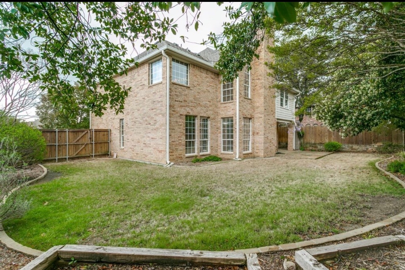 Building Photo - 602 Signet Ct