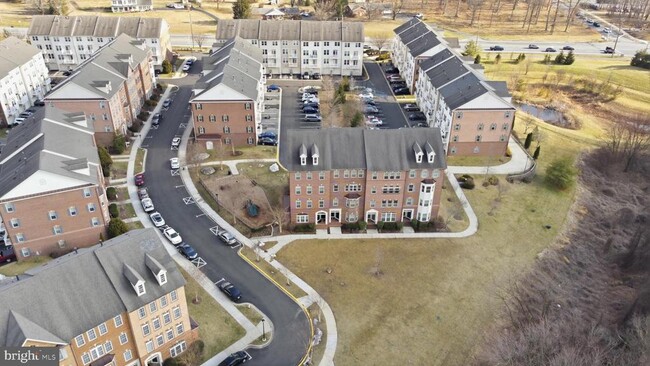 Building Photo - 3624 Spring Hollow Ln