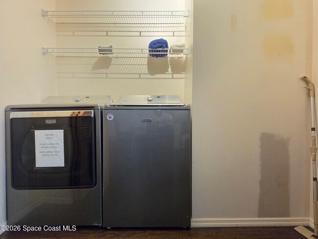 Building Photo - 2900 S Vassar St