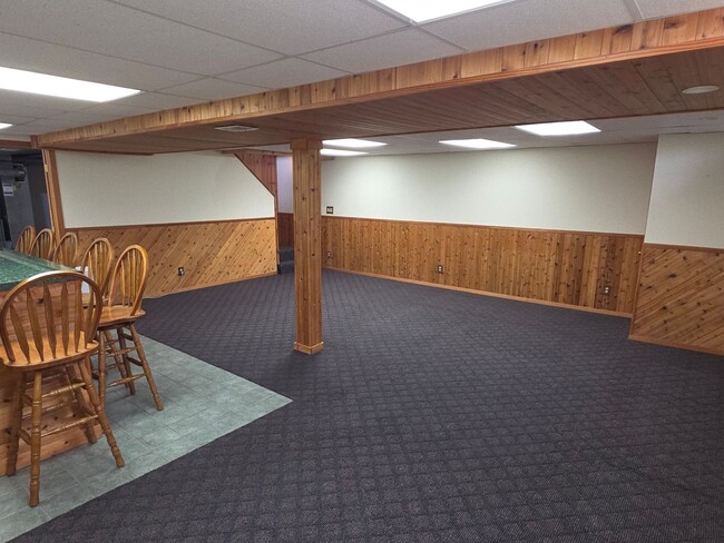 Building Photo - 4 bedroom home in Pleasant Prairie