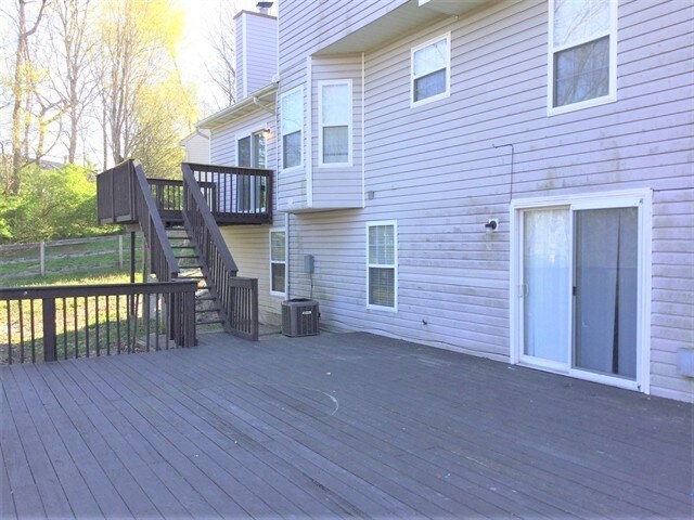 Building Photo - 94 Fleming Dr