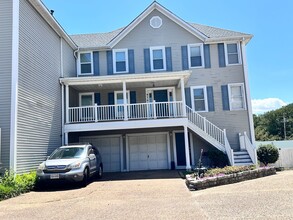 Building Photo - Pinewell By The Bay-4 Bedroom 3.5 Bath