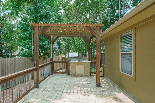 Building Photo - 13613 Vail Dr
