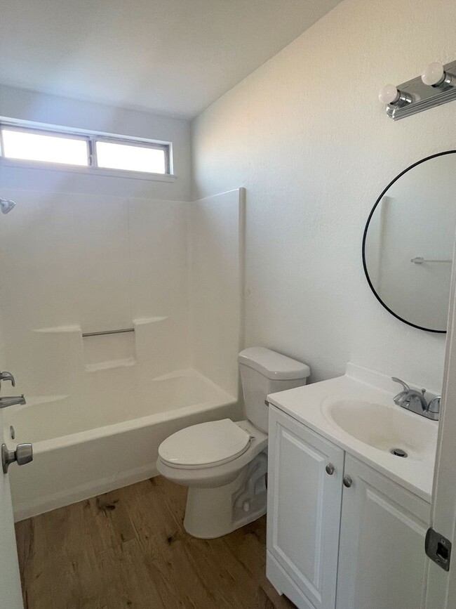 Building Photo - Ask About The Move In Special!!!