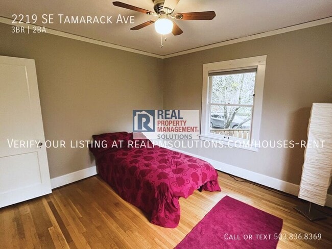 Building Photo - 2219 SE Tamarack Ave