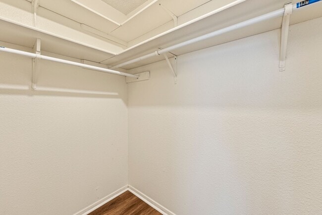 Building Photo - Homey Comfort with Spacious Yard in North Austin