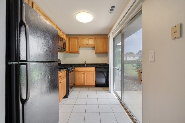 Building Photo - 59 Gant Cir