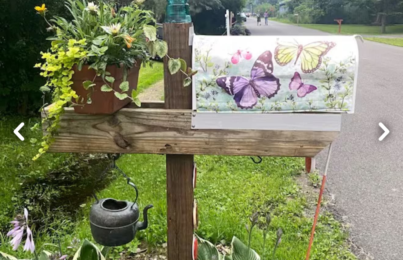 Mailbox - 26B Rochester St