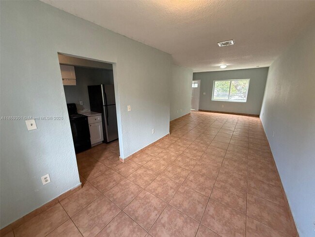 Building Photo - 471 NW 83rd St