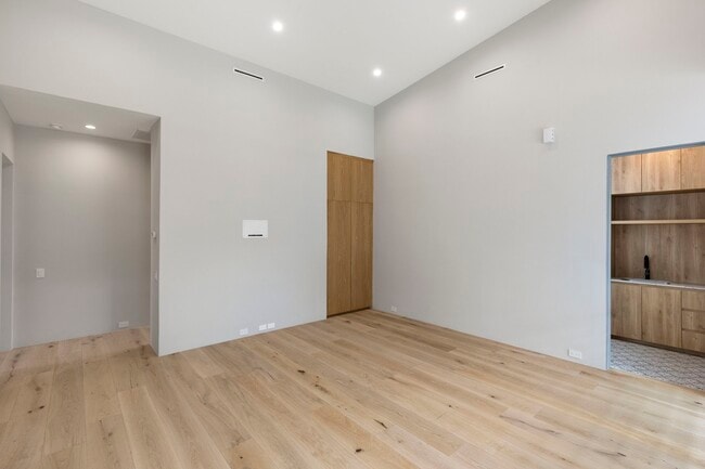 Building Photo - 51 Huntsmans Horn Cir