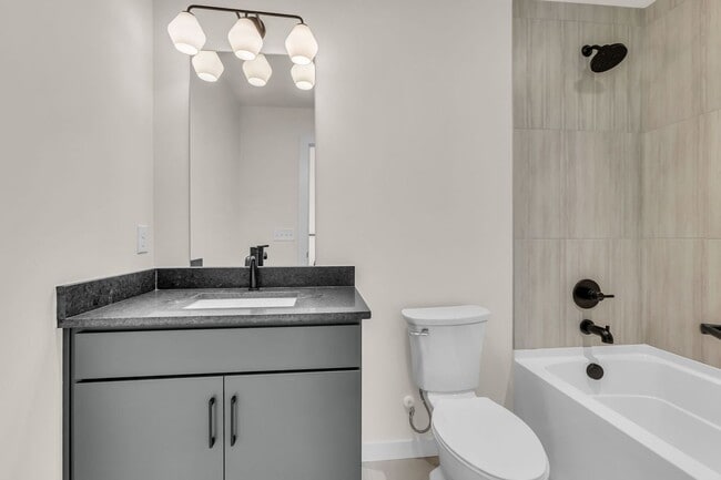 Building Photo - Amazing New Construction in North Nashville!