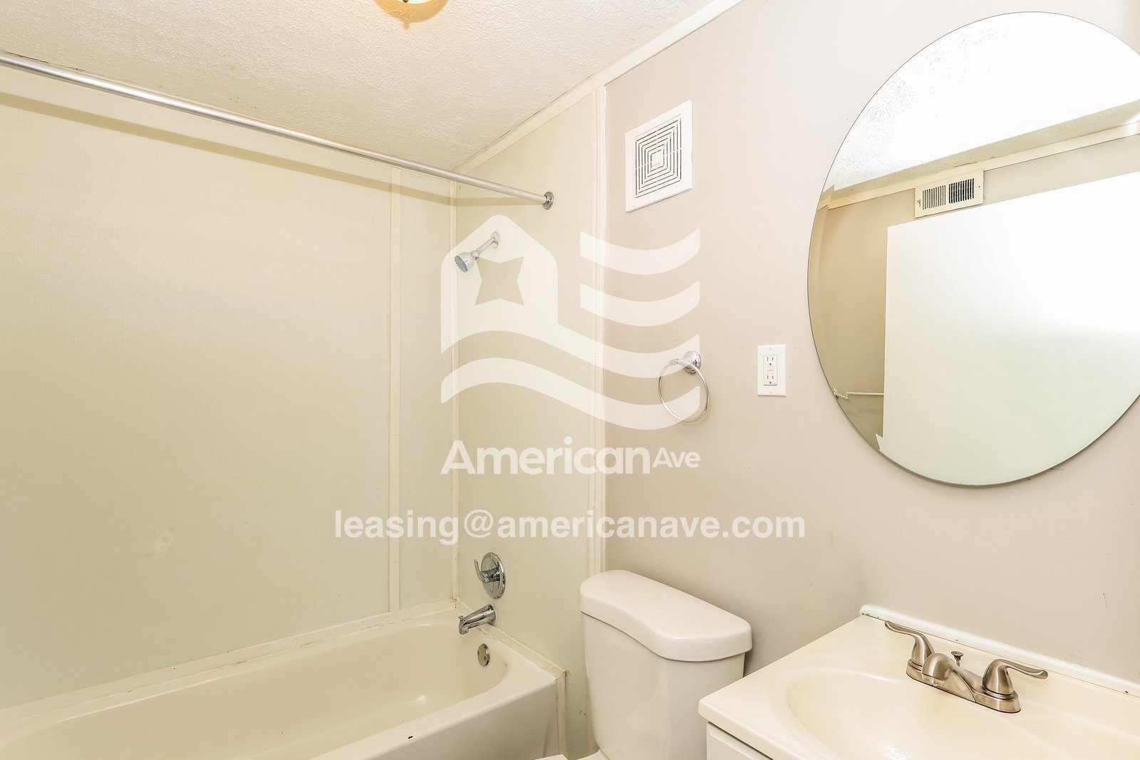 Building Photo - 624 Dresden Ave