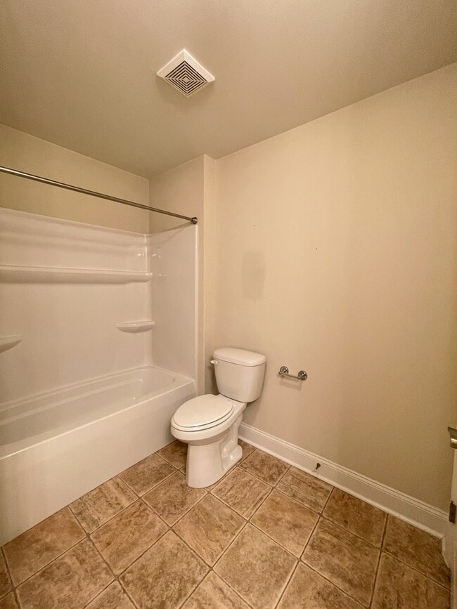 Building Photo - 57 NW Moore Farm Cir