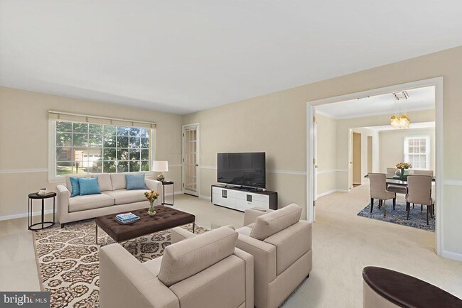Building Photo - 208 Bristol Downs Dr