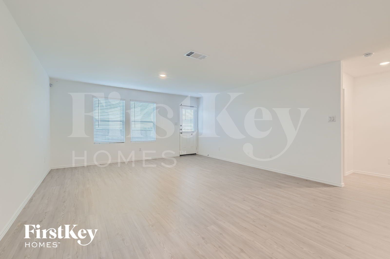 Building Photo - 3945 Far Horizon