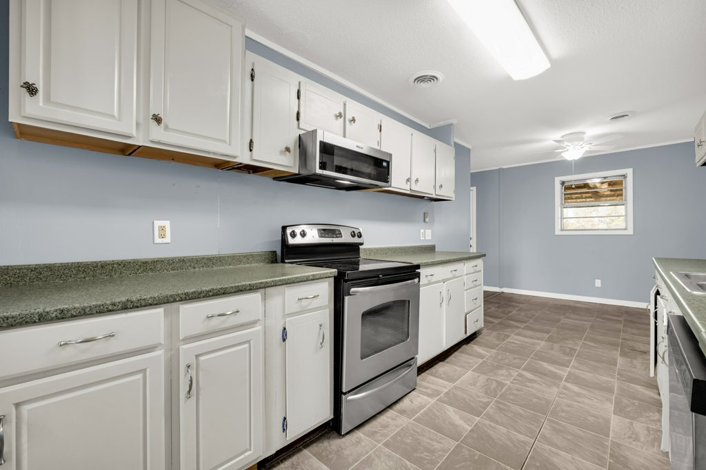 Building Photo - 415 Forrest Ct