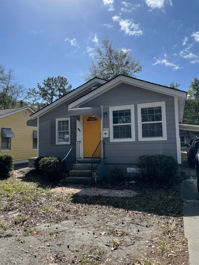 Building Photo - Midtown Bungalow