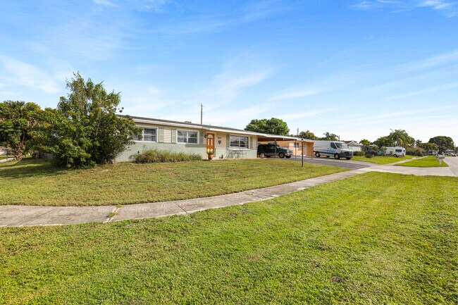 Building Photo - 9412 Bellewood St