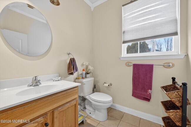 Building Photo - 153 Sandra Way