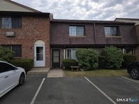 Building Photo - 100 Mark Ln