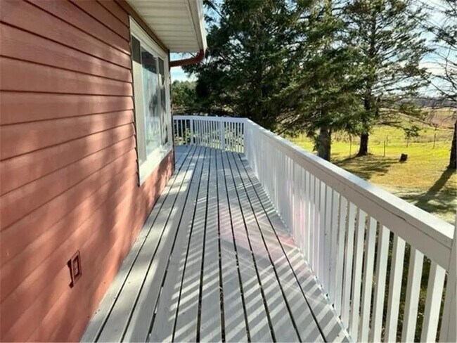 Building Photo - 15484 US-10