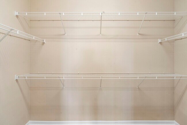 Building Photo - 2731 Sand Arbor Cir