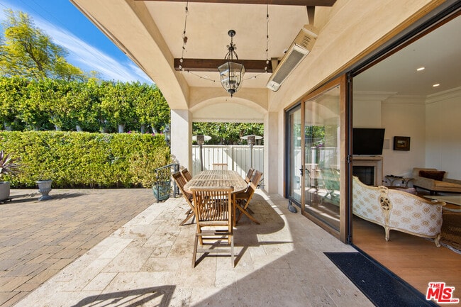 Building Photo - 1148 Centinela Ave