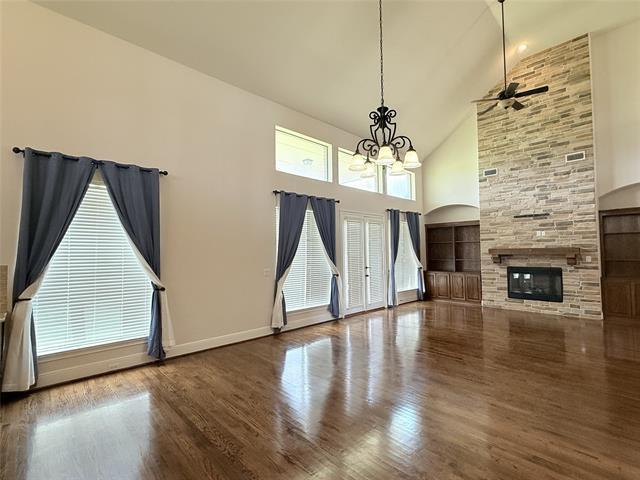 Building Photo - 7304 Meadow Glen Dr