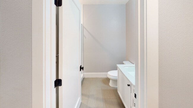 Building Photo - Updated 3 Bedroom (+ bonus room), 3.5 bath...