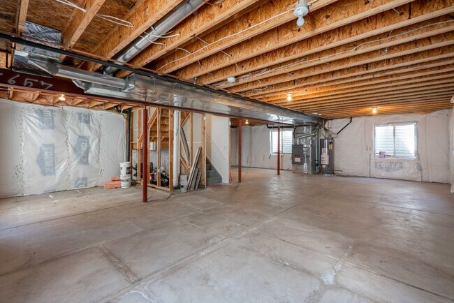 Building Photo - Super Beautiful Englewood 3 Bedroom Home A...