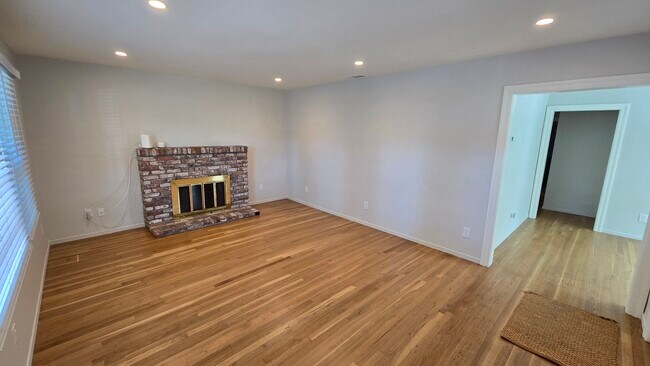 Living Room - 740 Locust St