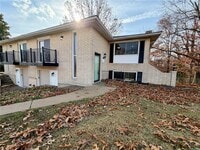 Building Photo - 14911 Dutchmans Dr