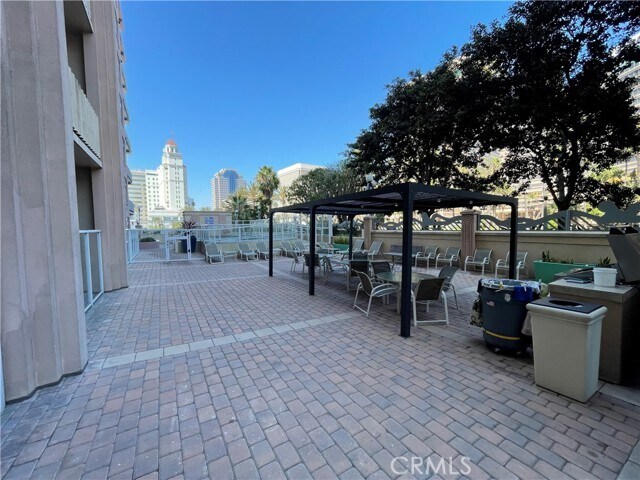 Building Photo - 388 E Ocean Blvd