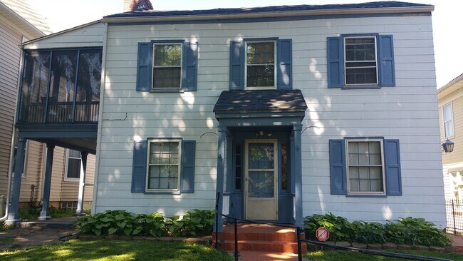Building Photo - 1609 S 5th St