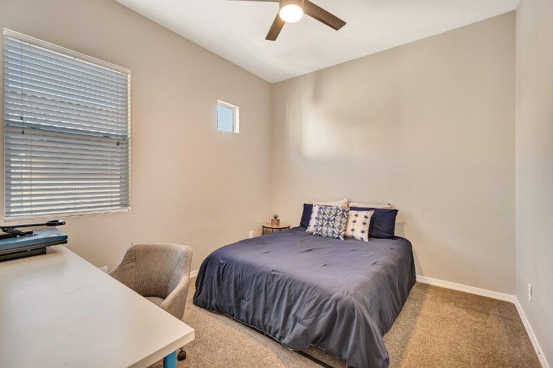 Building Photo - 4164 E Toledo St