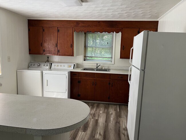 Building Photo - robl1951