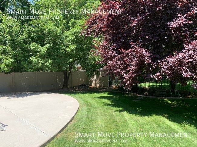 Building Photo - 4184 E Granger Dr