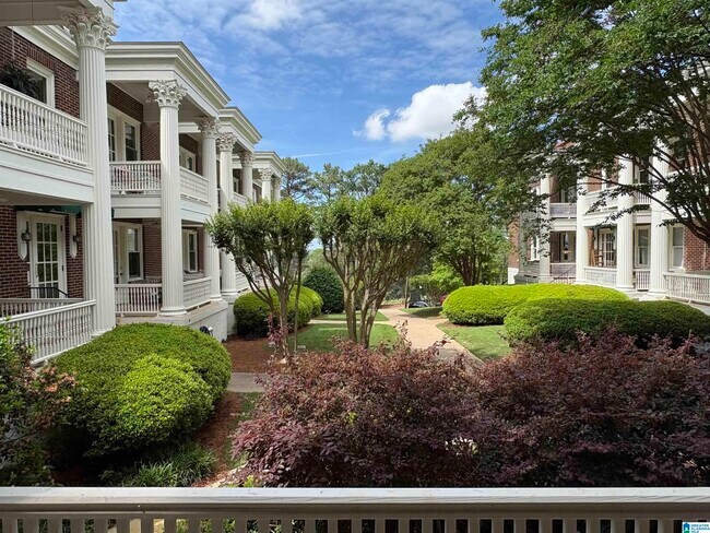 Building Photo - 3809 12th Ct S