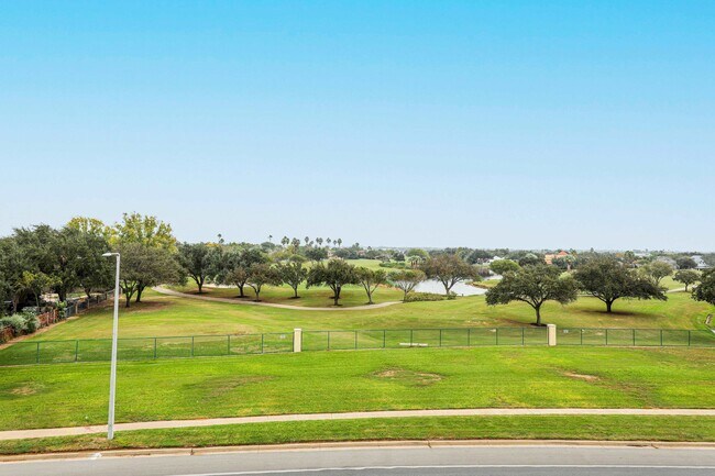 Building Photo - 8120 Stillmeadow Ct